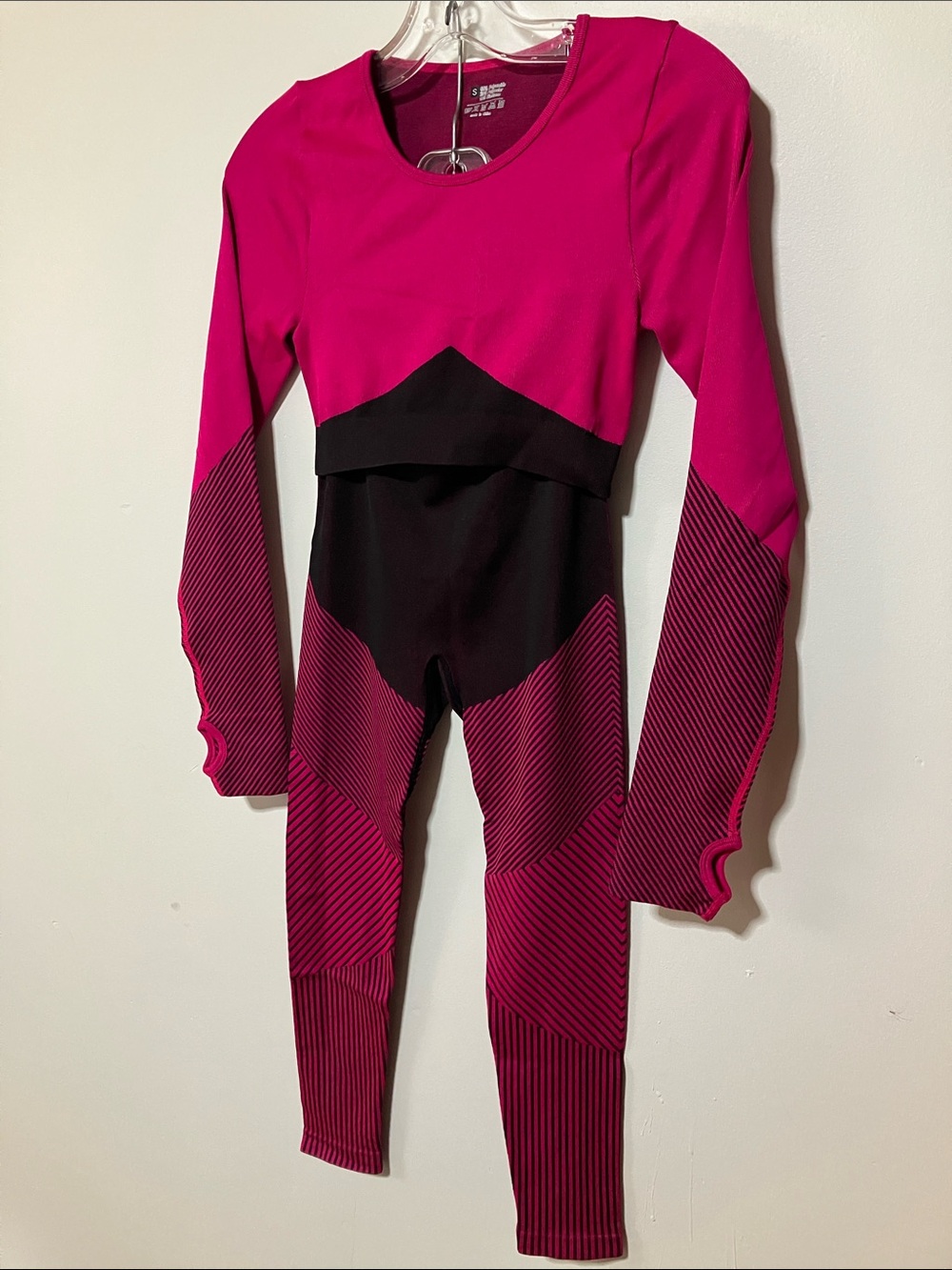 SHEIN Matching Activewear Set Seamless Magenta Ombré Leggings Top Workout Set S